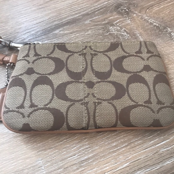 Coach Handbags - Coach Signature Wristlet